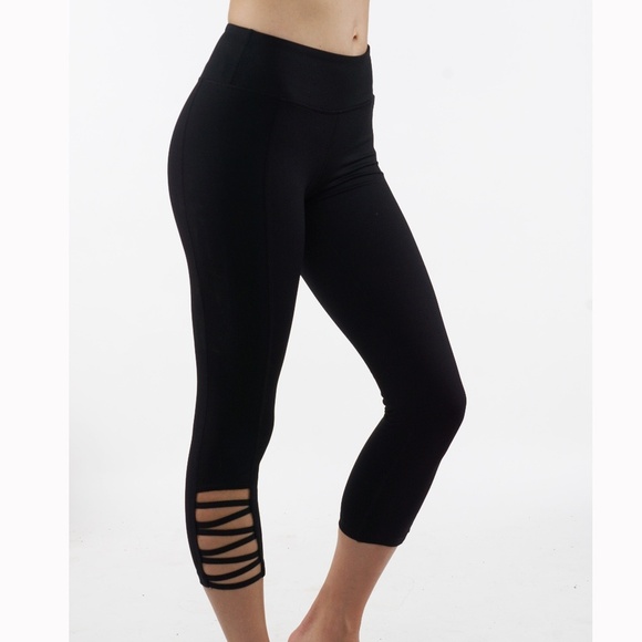 Mono B Pants - Yoga leggings workout pants capri cutouts